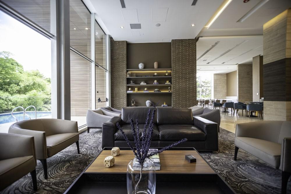 Estelar La Torre Suites Medellin Exterior photo